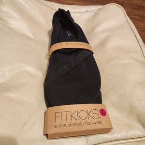 Fitkicks Active Lifestyle Footwear size L
